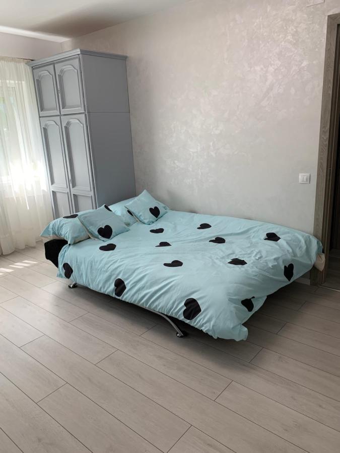 Apartament Regim Hotelier Nagyvárad Kültér fotó